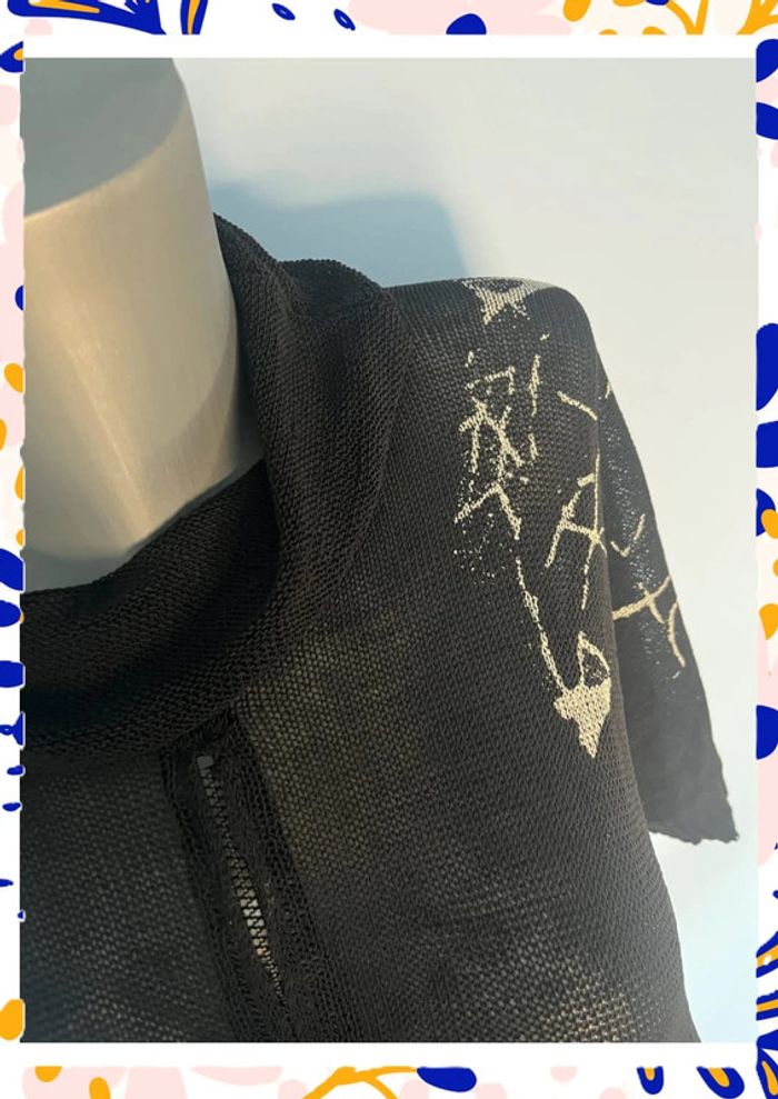 Haut noir partiellement transparent à manches courtes - Taille unique 🌟 - photo numéro 2