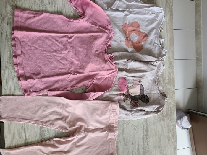 Lot vêtements 24 mois - photo numéro 4
