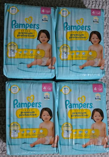 Couches Pampers premium protection taille 4x4