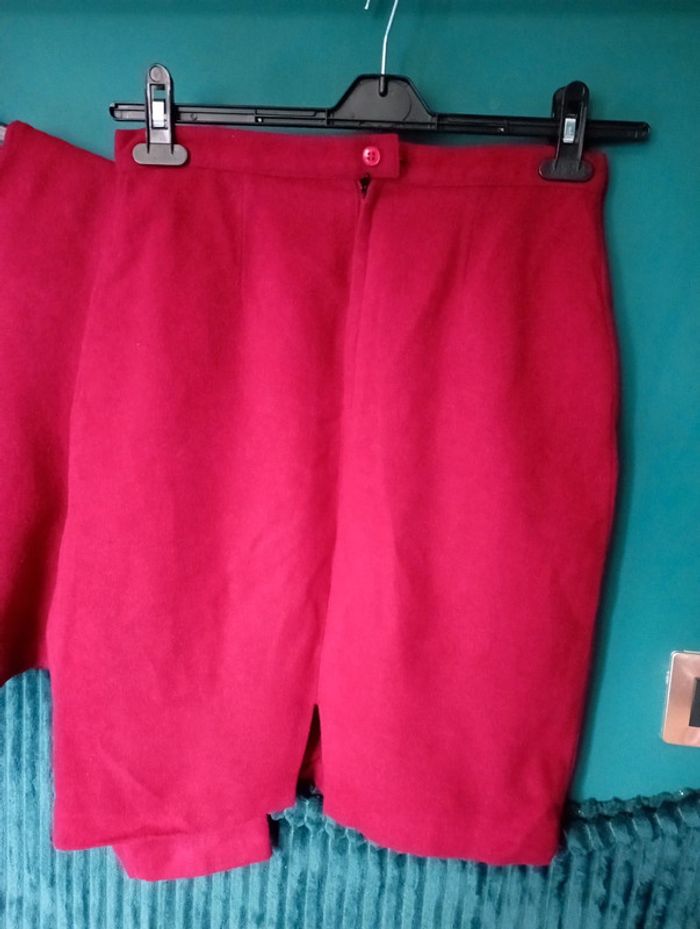Joli tailleur hiver rouge cerise - photo numéro 5