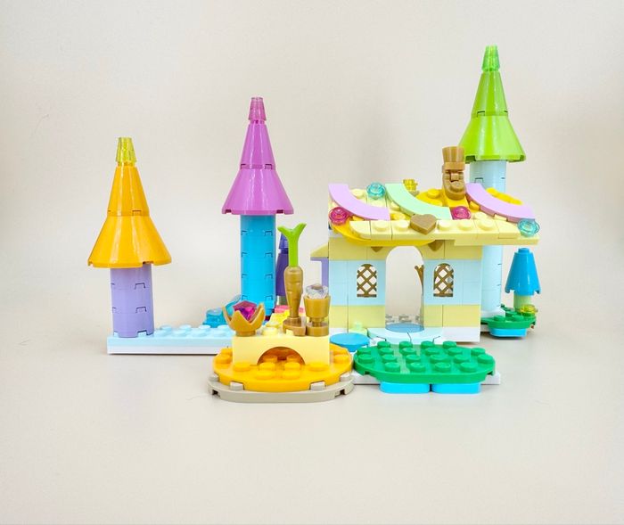 Lego Creator 3en1 : Le Château Arc-en-ciel (SEUL) - photo numéro 9