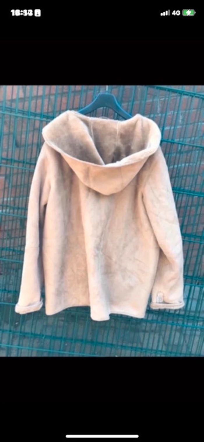 Manteau fausse fourrure - photo numéro 2