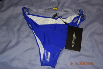 Tanga de bain neuf taille 42