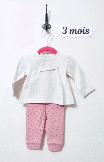 Ensemble bébé fille taille 3 mois