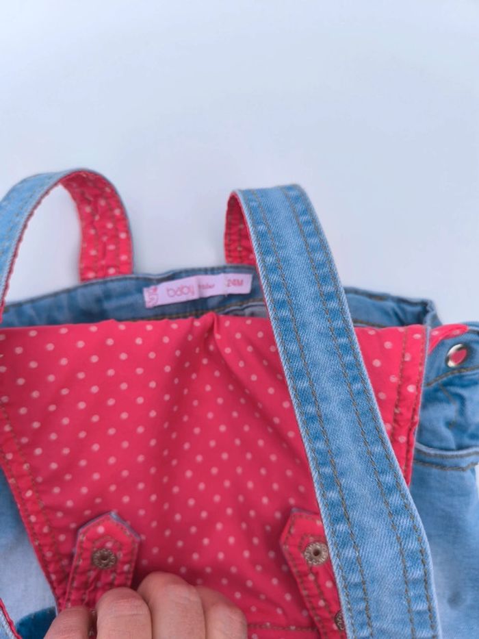 Robe en jean taille 2 ans en très bon état - photo numéro 2