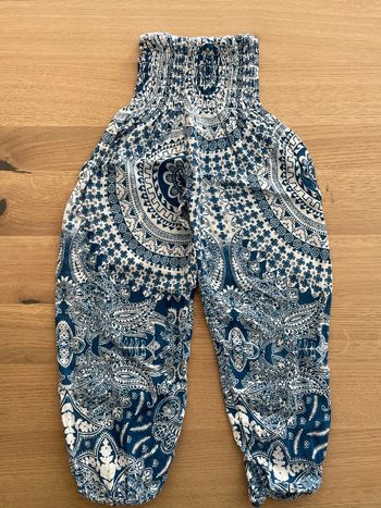 Saroual/sarouel blanc et bleu sans marque