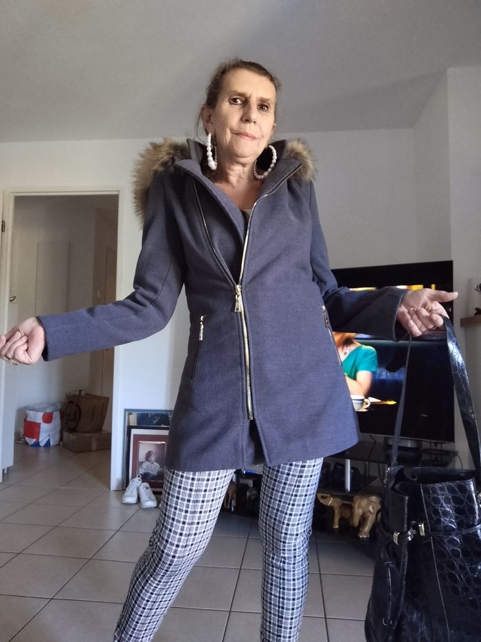 Manteau M/L capuche Made in Italy neuf - photo numéro 9