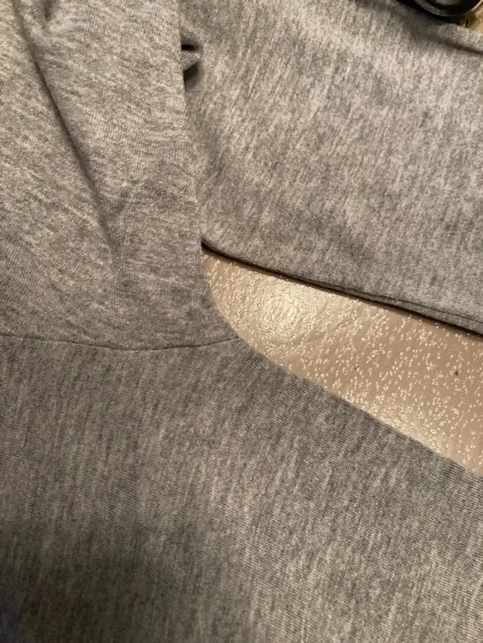 Teeshirt gris et noir IKkS manches longues - photo numéro 7