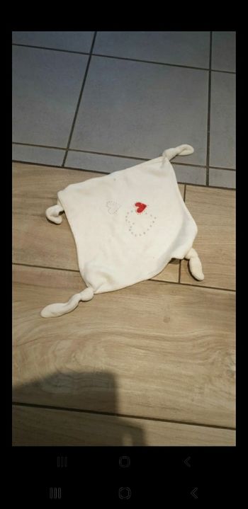 Doudou carré blanc verbaudet