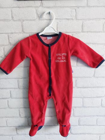Pyjama Absorba taille 6 mois