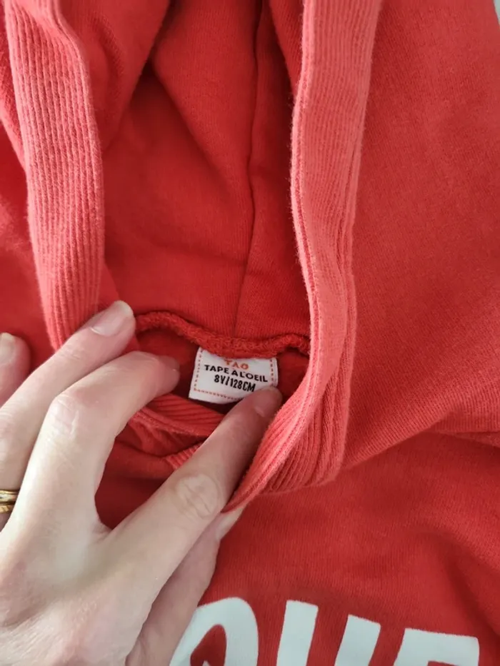 Pull sweat a capuche 6 ans - photo numéro 4
