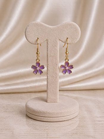 🌸 Boucles d’oreilles fleurs violettes délicates 🌸