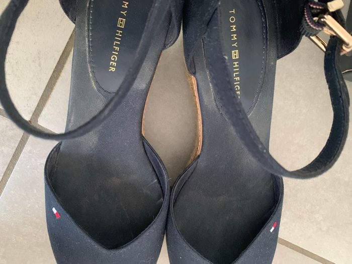 Jolies chaussures compensées Tommy Hilfiger taille 37 - photo numéro 9