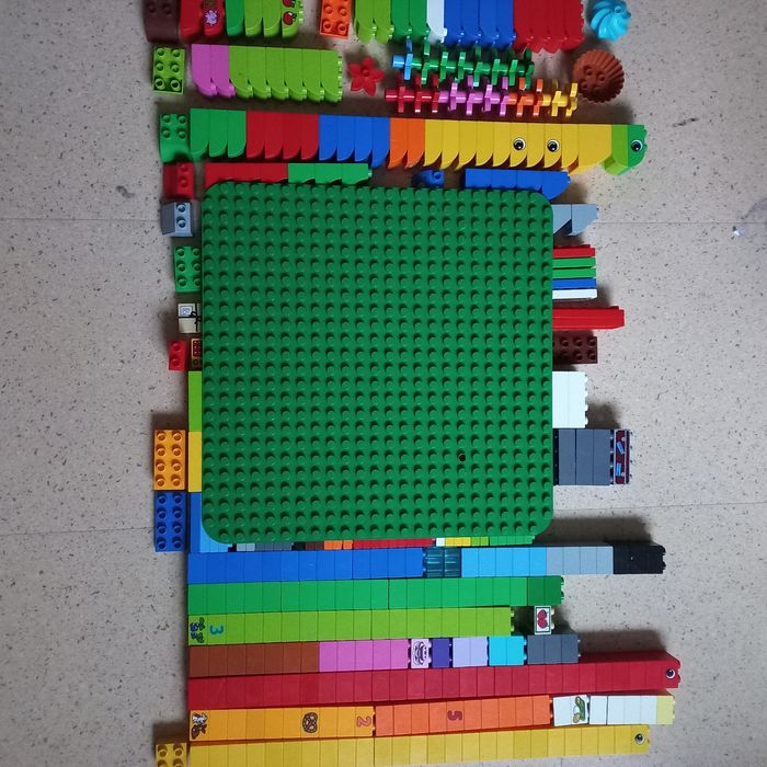 Jeu de construction  lot 435 Lego Duplo multicolores et plaques - photo numéro 8