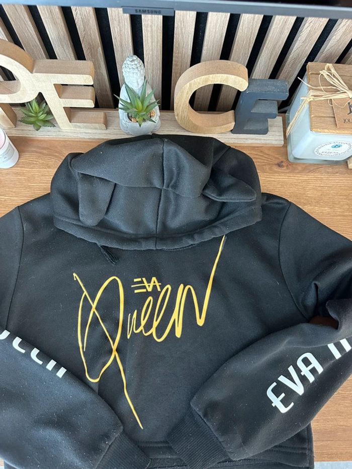 Pull court à capuche Eva Queen - photo numéro 2