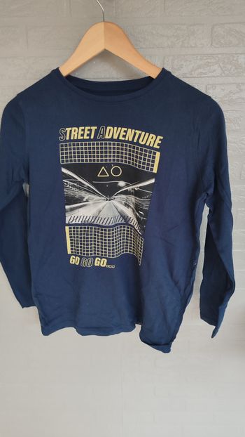 Tee shirt manches longues t 12 ans