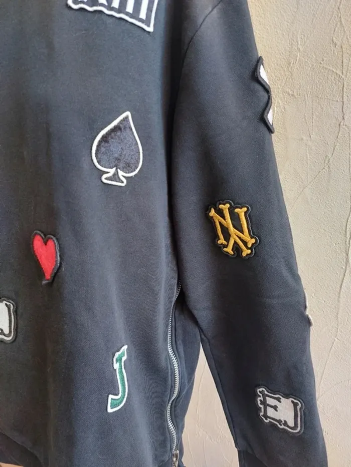 Sweatshirt avec motifs originaux Taille M - photo numéro 3