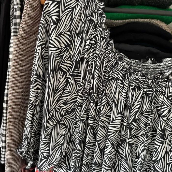 T-shirt Ms Mode • noir & blanc • 52 🌼 - photo numéro 2