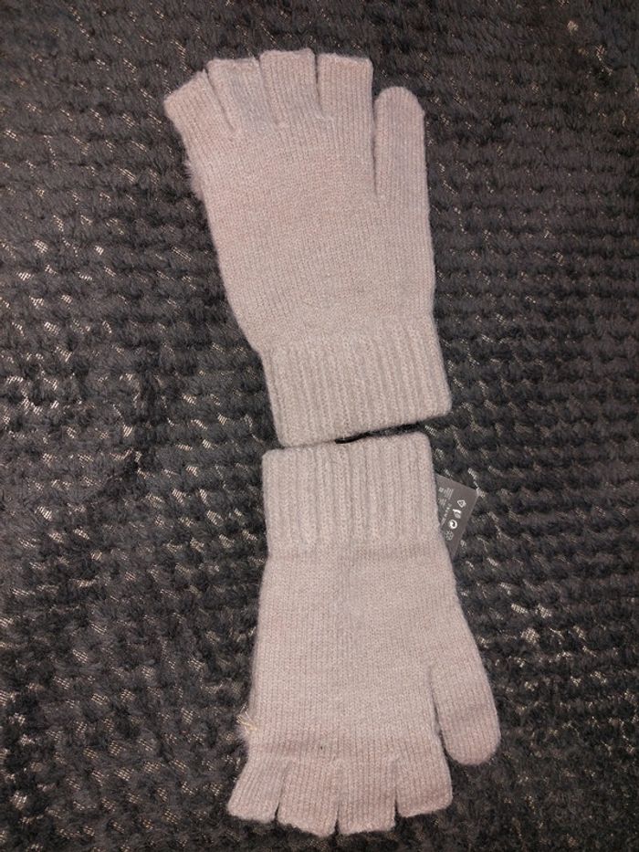 Mitaines/Gants rose/gris T.U Neuf - photo numéro 3