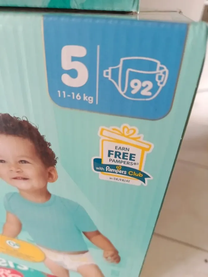Couches Pampers premium protection taille 5 - photo numéro 2