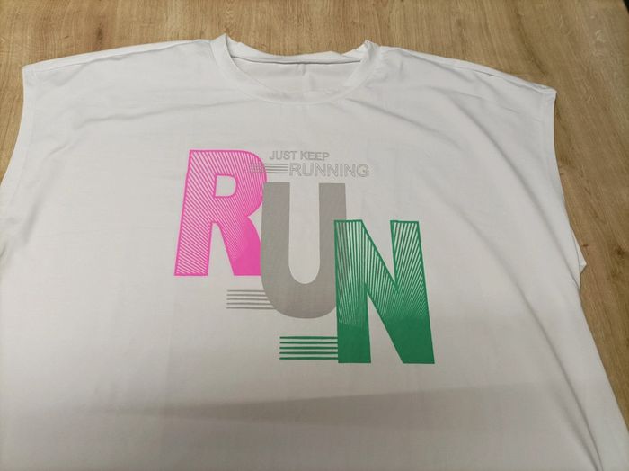 T-shirt de sport - photo numéro 2