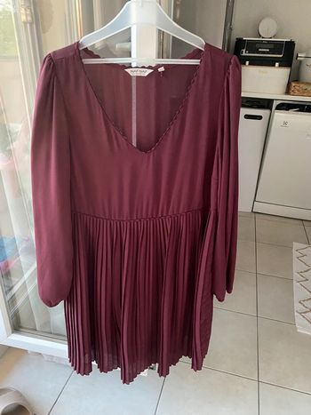 Robe plissée bordeaux Naf Naf 38