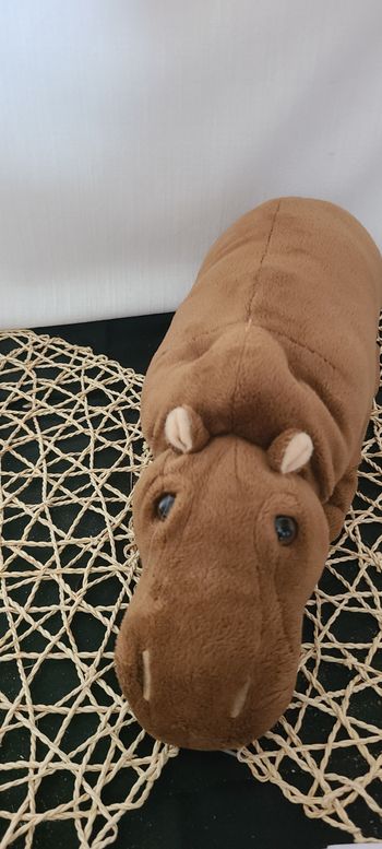 Doudou hippopotame marron 32 cm