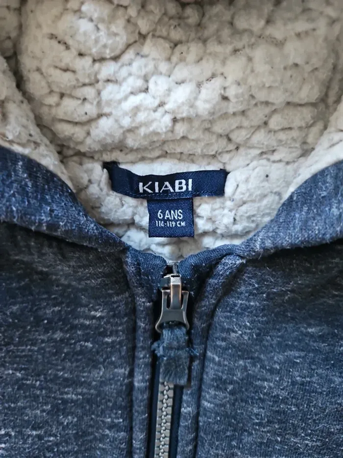 Gros gilet kiabi 6 ans - photo numéro 3