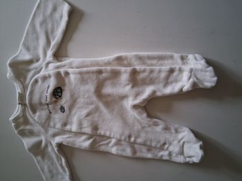 Pyjama en velours avec motifs tortues avec ouverture par devant de marque Tape à l’œil (TAO)