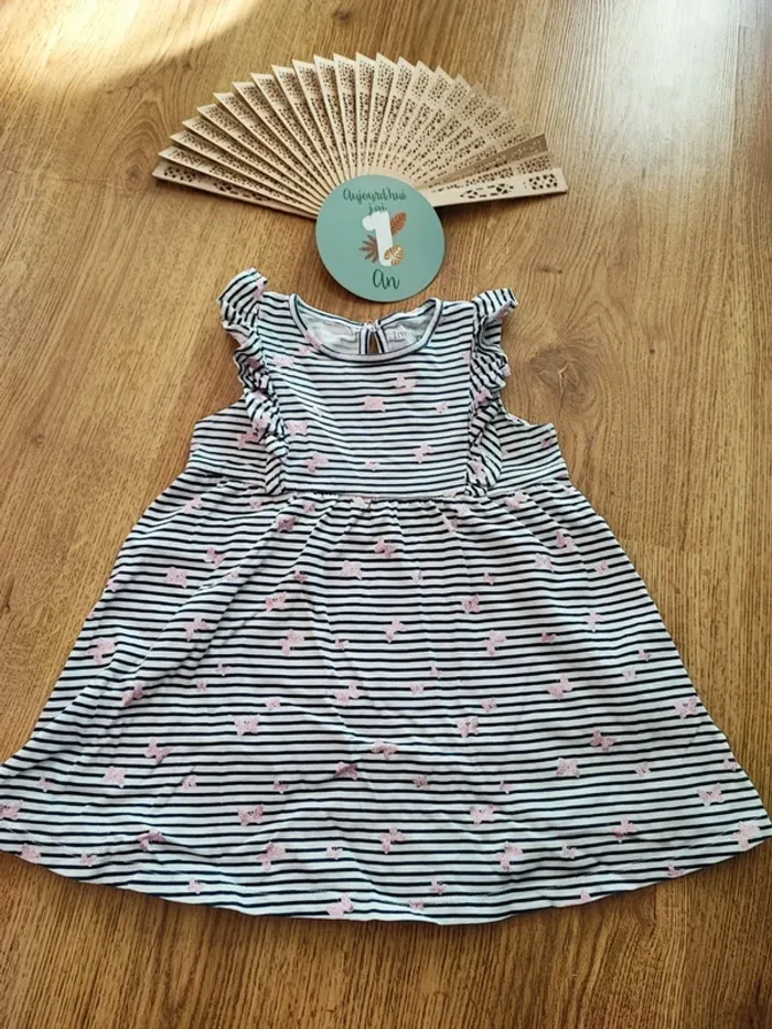 Robe taille 12 mois