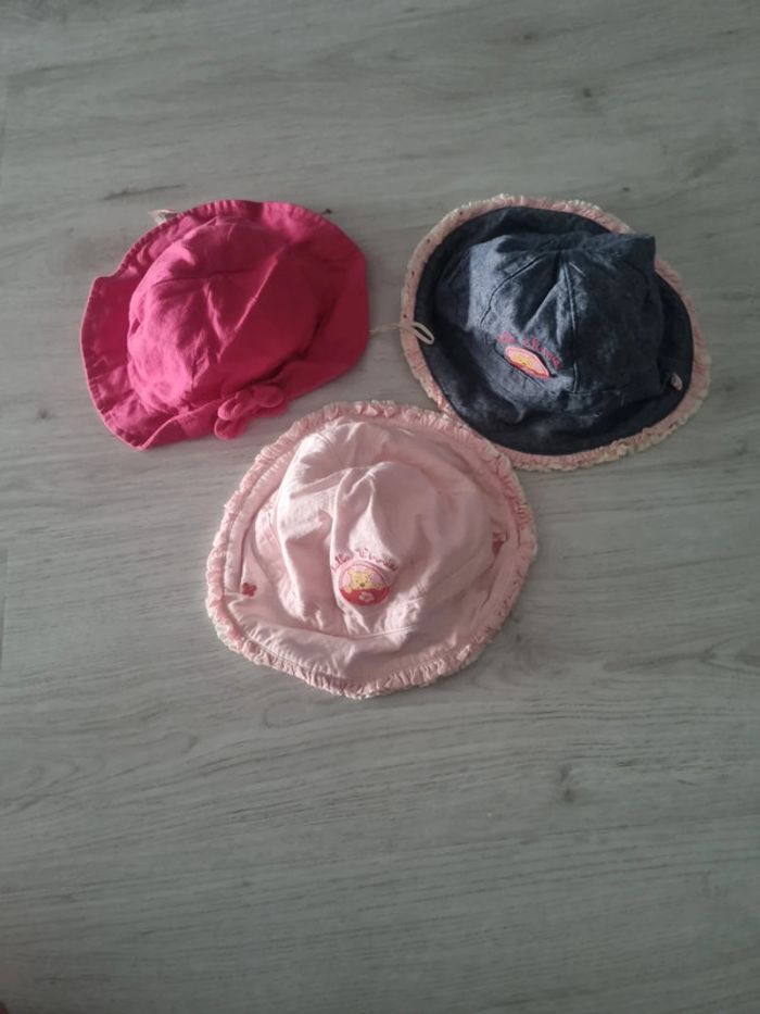 Lot 3 chapeaux