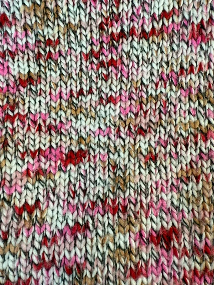 Pull moucheté dans les tons rose beige blanc - photo numéro 2