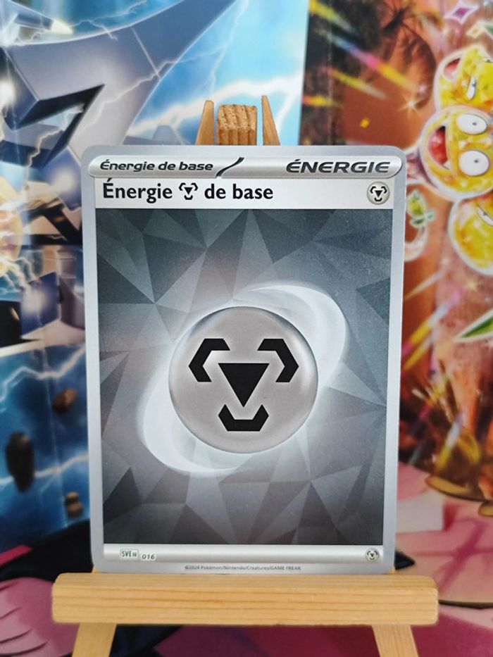 Énergie Métal (2024) holo miroir SVE 016 Évolutions Prismatiques