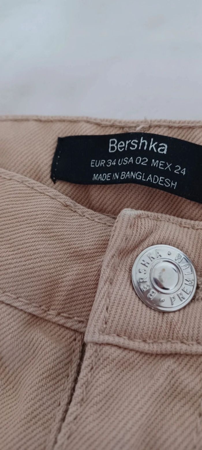 Jean mom marron / crèmebershka - photo numéro 2