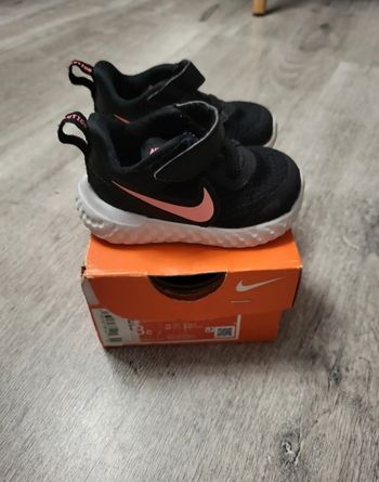 Baskets Nike 17,5