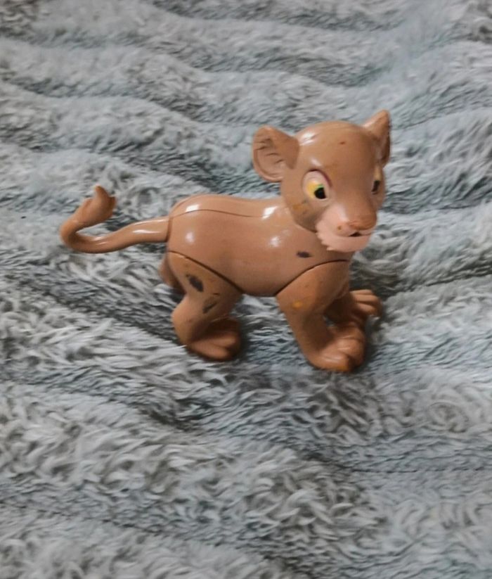 Figurine nala articuler le roi lion disney - photo numéro 2