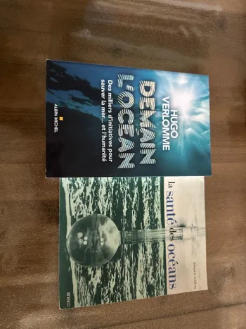Lot de 2 livres sur l’océan