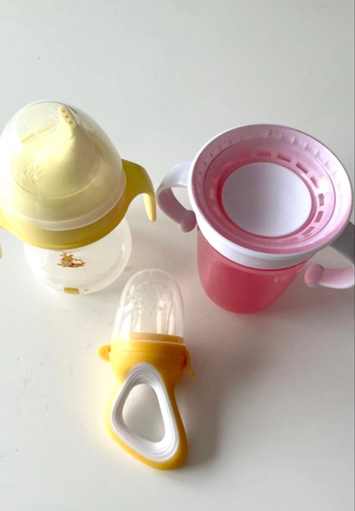 Grignoteuse et 2 tasses d’apprentissage bébé