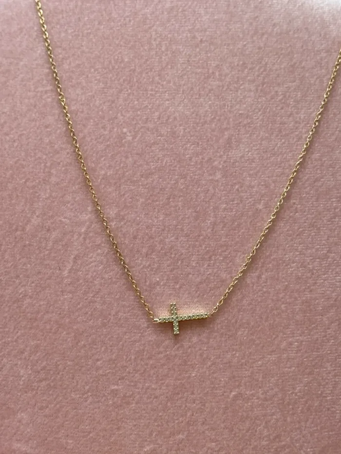 Collier chaîne réglable acier inoxydable or croix horizontale zircons - photo numéro 5