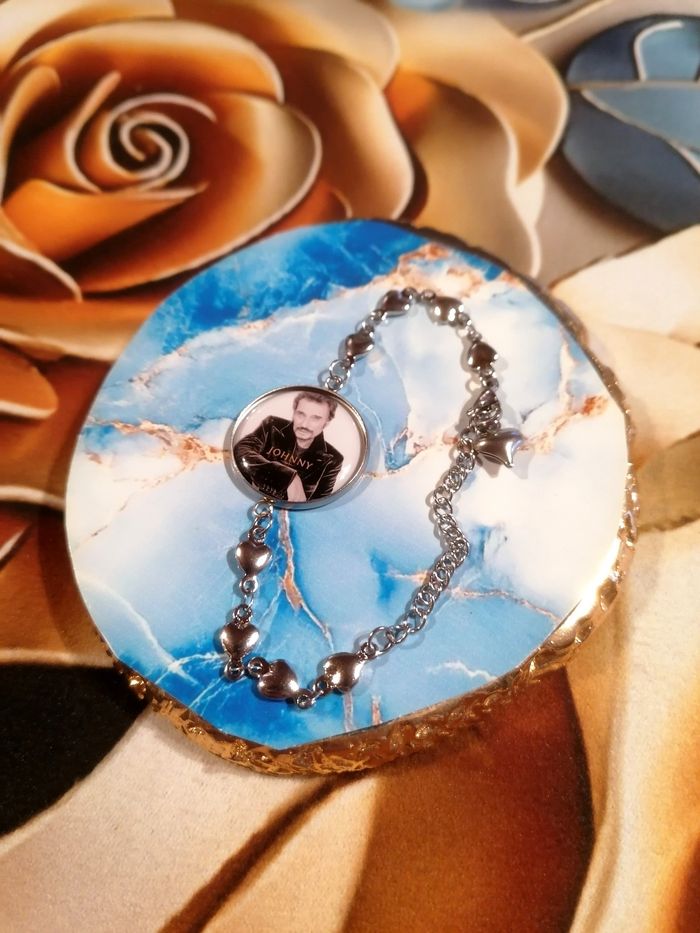 Bracelet johnny hallyday - photo numéro 2