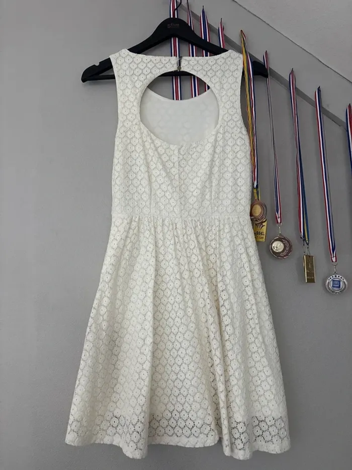Robe, cérémonie femme/ jeune fille - photo numéro 4