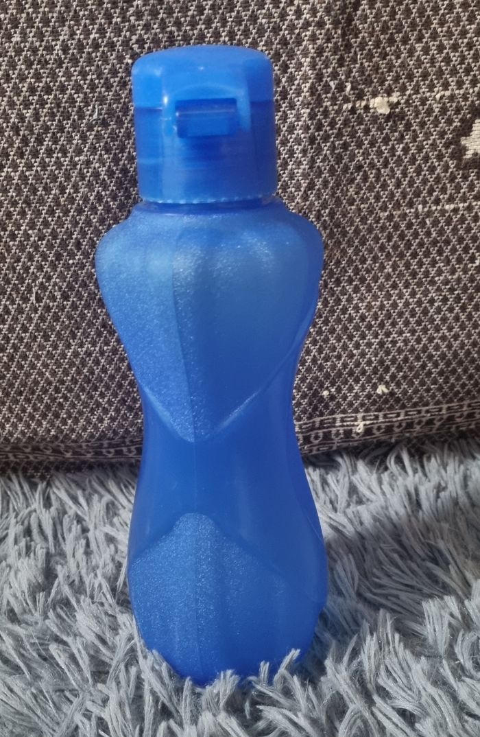 Gourde bleu avec bouchon - photo numéro 10