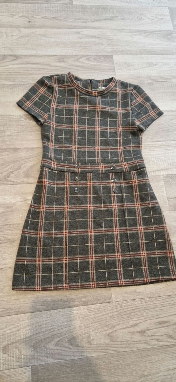Robe chaude a motif écossais kiabi taille 6 ans