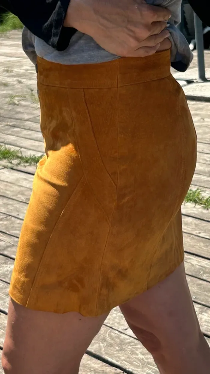 Jupe ONLY en cuir - photo numéro 3