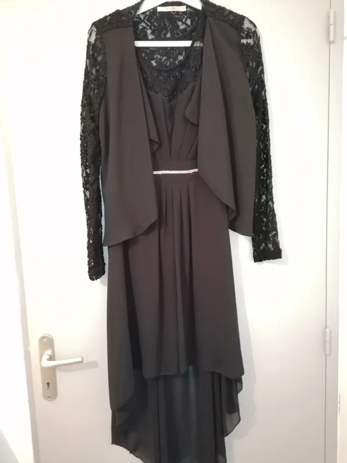 Robe noire