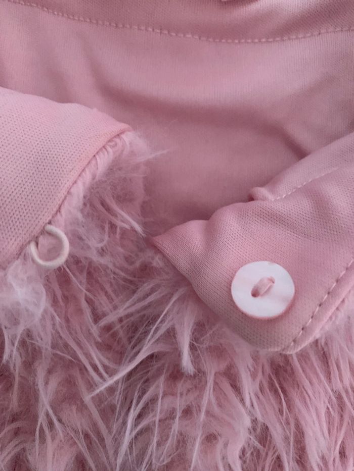Veste poilue rose - photo numéro 3