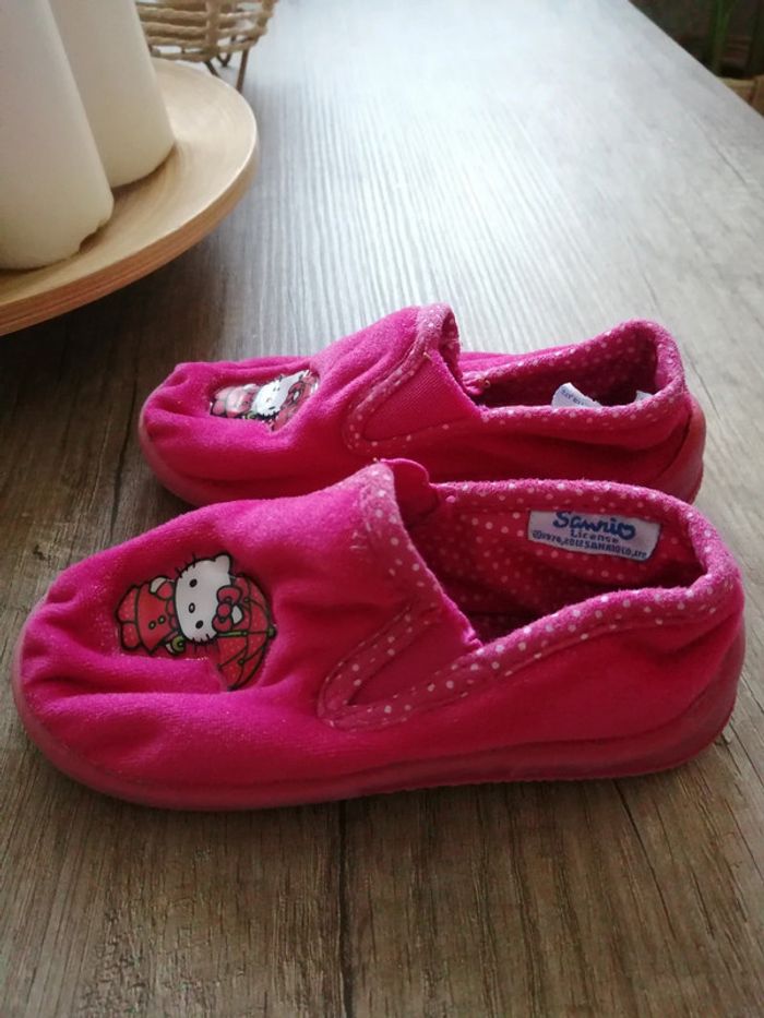 Pantoufles fille "hello kitty" - photo numéro 5