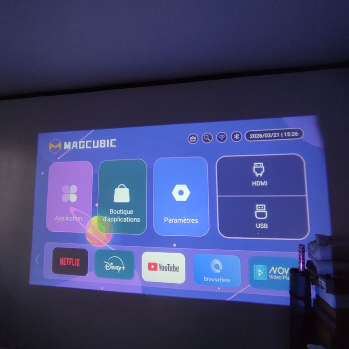 Mini Vidéoprojecteur Rotation 180° Haut-Parleur 5W Wifi Bluetooth - photo numéro 4
