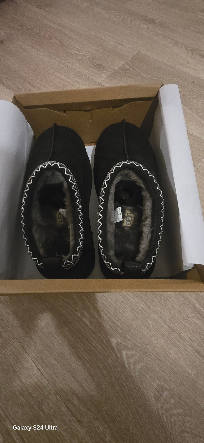UGG Tazz Noir Taille 39 - photo numéro 3