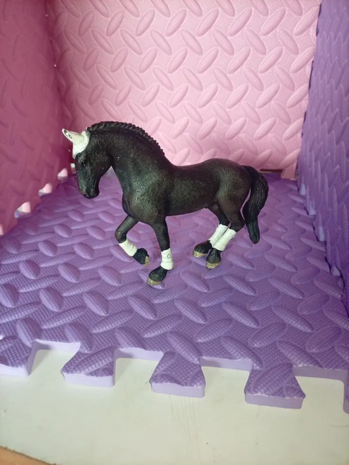 Cheval Schleich noir - photo numéro 3